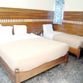R.R. Hotel (35kms From Theni), Theni 3